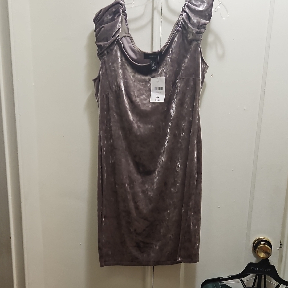 Forever 21 Taupe Midi Dress with Elegant Design